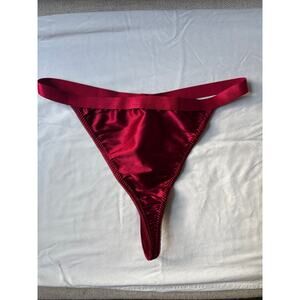 NWOT Maidenform Vintage Red Satin High Cut String Thong Size L